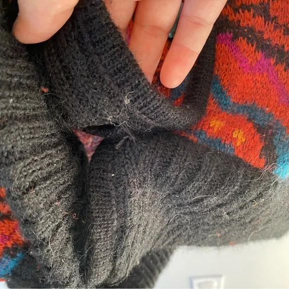 *SOLD* Giovanni Ferretti Vintage Vibrant Geometric Women's Cardigan Wool Size L - Picture 7 of 13